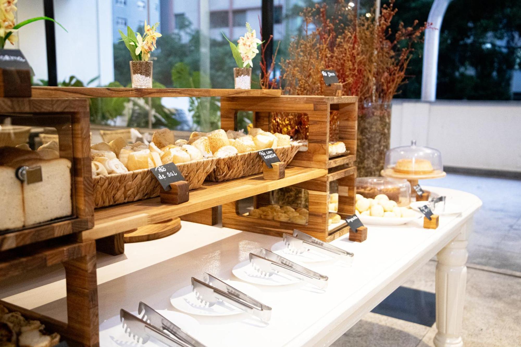Bh宫殿酒店 贝洛哈里桑塔 外观 照片